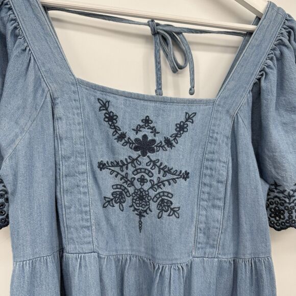Old Navy Chambray Denim Embroidered Long Flutter Sleeve Dress Size Small Boho - Picture 7 of 11